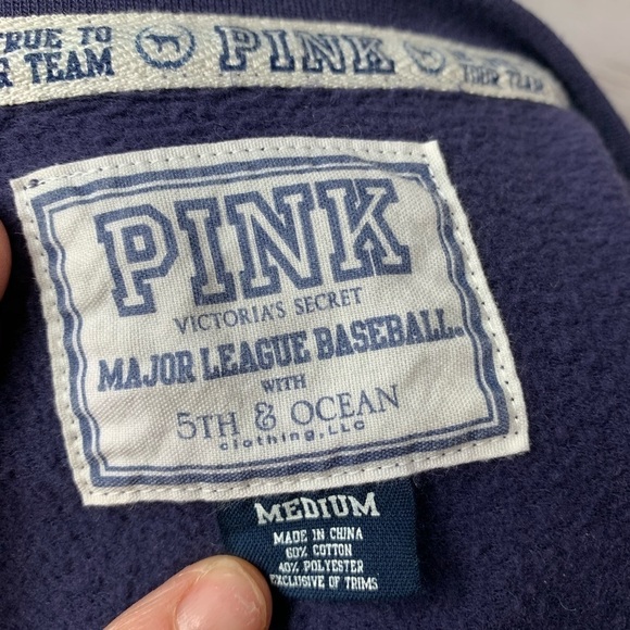 NWOT PINK VS TC Twins Crewneck Sweater Medium - Picture 6 of 6